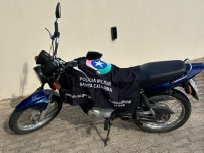 Polícia Militar recupera motocicleta furtada em Sombrio