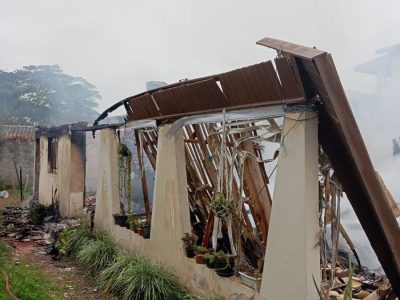Incêndio consome casa mista no interior de Jacinto Machado