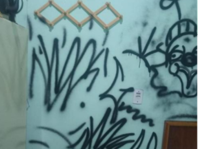 Homem é preso após pichar, ameaçar e agredir dono de pousada em Passo de Torres