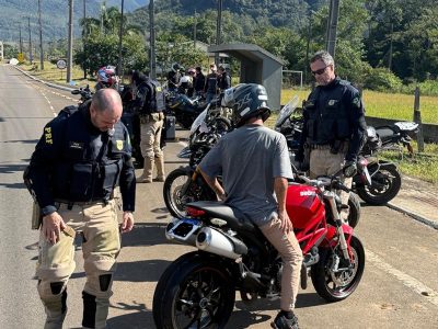 PRF intensifica fiscalização contra motos irregulares na BR-285, Sul de SC