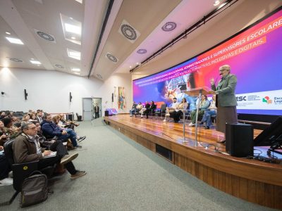 Seminário debate desafios da educação em SC