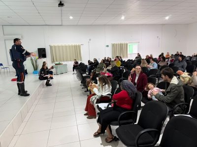 Profissionais do SAMU de Turvo capacitam professores da EEB João Colodel em primeiros socorros