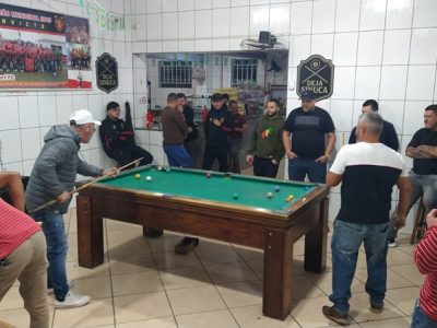 Semifinais de campeonato de sinuca movimentam Araranguá, nesta terça