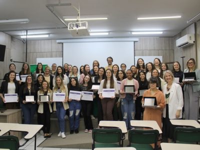 Inscrições para o Prêmio Mulheres na Ciência encerram na próxima quarta-feira