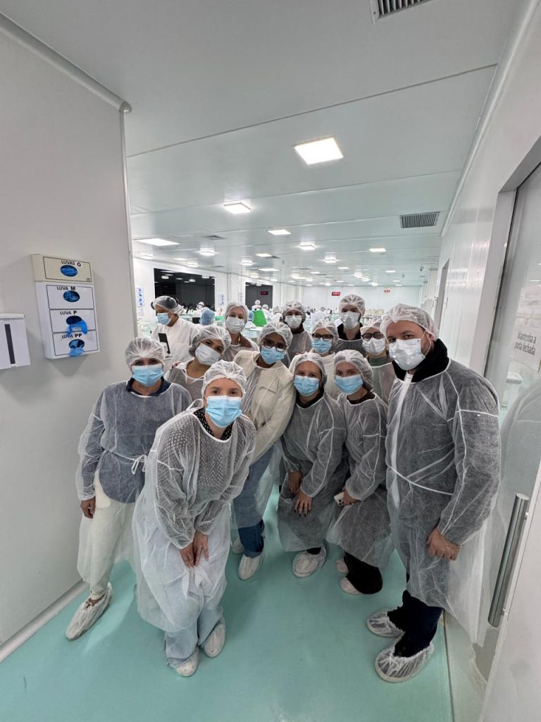 Estudantes de Nutrição da Unesc Araranguá conhecem processos de desenvolvimento de suplementos em visita técnica