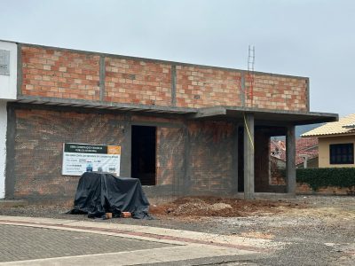 Obras de farmácia pública tomam forma em Timbé do Sul