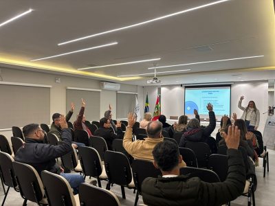 Em assembleia, associados da CDL Araranguá aprovam a premiação do Natal Premiado 2026