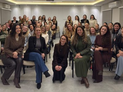 Palestra promovida pela CDL Mulher, em parceria com o Sebrae, reforça a importância do equilíbrio entre vida pessoal e profissional