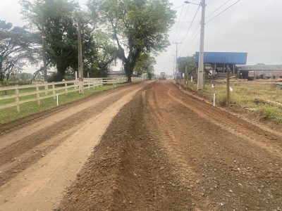 ARA-211 terá bloqueio para caminhões durante obras de pavimentação em Araranguá