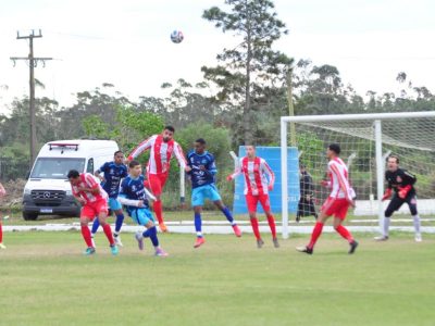 É decisão no municipal de futebol de Balneário Gaivota