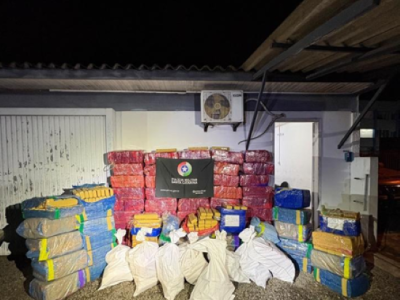 Polícia Militar apreende quase 1 mil e 800 quilos de maconha no interior de Maracajá