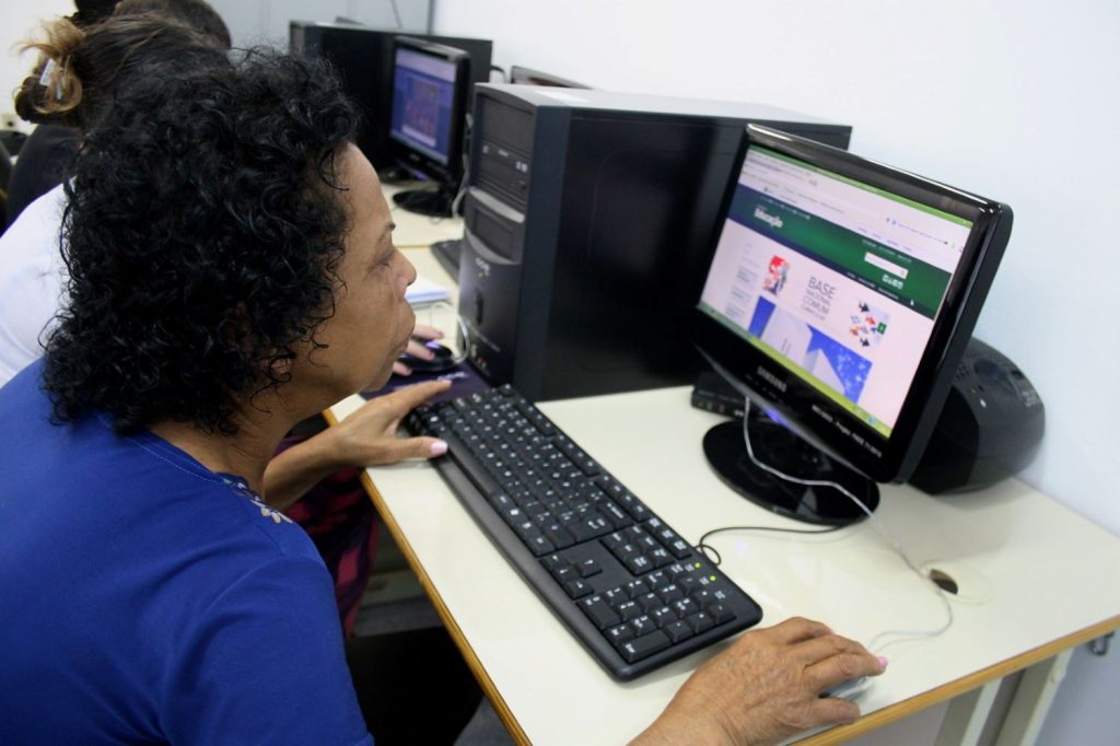 Governo de Santa Catarina abre matrículas para a Educação de Jovens e Adultos