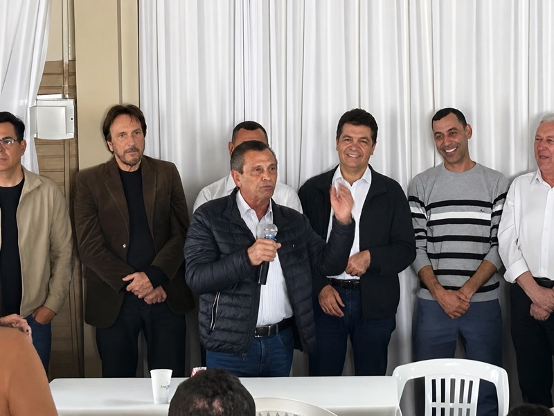“O eleitor é a maior autoridade desta democracia”, diz Julio Garcia em encontro do PSD em Araranguá ao defender mais opções na disputa eleitoral