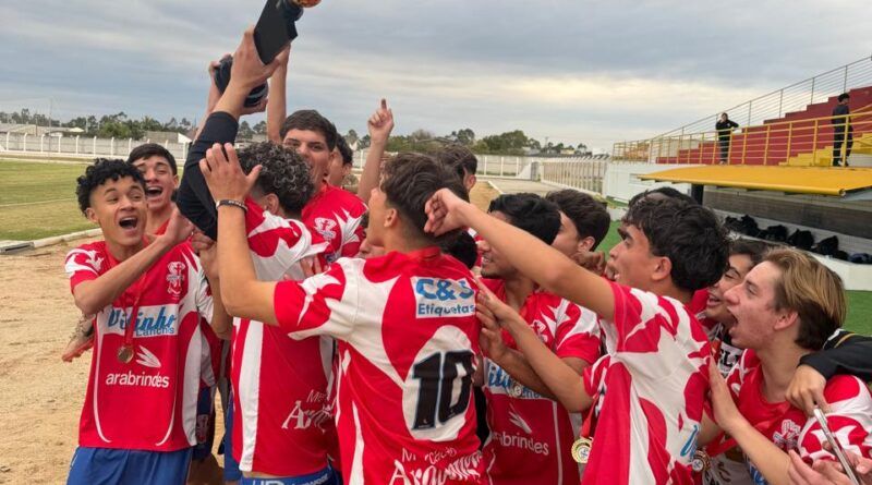 Esporte celebra os campeões do catarinense escolar em Araranguá