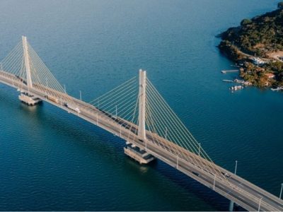 Fila de 12 quilômetros e muita paciência: assim iniciou a primeira tarde de interdição na Ponte Anita Garibaldi, em Laguna