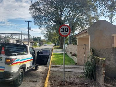 Demutran instala nova sinalização e reduz limite de velocidade na Barranca
