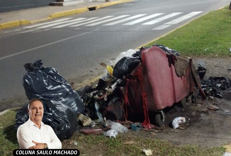 Cidadão joga lixo no canteiro central da Avenida Coronel João Fernandes, é identificado e vai responder por crime ambiental e prefeitura de Araranguá já sabe quem ateou fogo em lixeiras