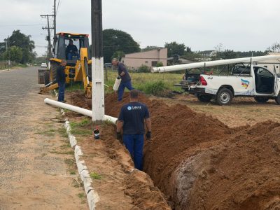 SAMAE de Araranguá amplia em mais de 1,5 mil metros rede de água na área do novo parque industrial