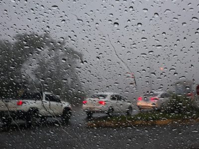 Defasa Civil alerta: temporais avançam por Santa Catarina e chuva ganha força entre domingo e segunda