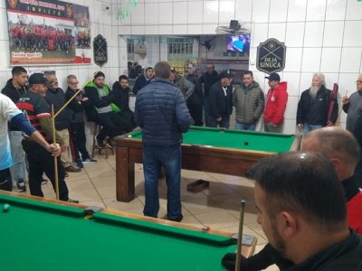 Clássico entre Flamengo e Grêmio decide a Copa de Sinuca entre Torcedores em Araranguá