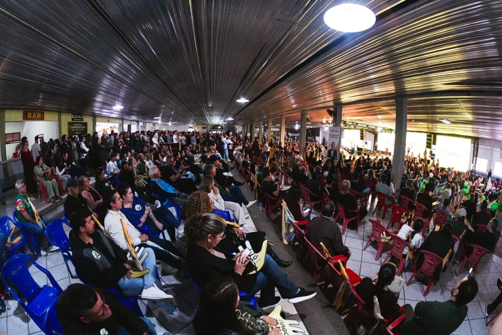 Tiago Zilli reúne lideranças e apoiadores em lançamento de campanha à reeleição em Araranguá