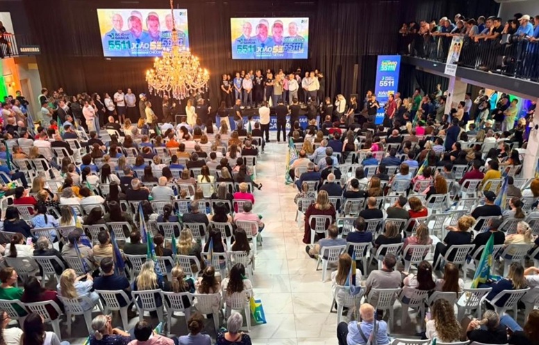 Julio Garcia e Clesio Salvaro lançam oficialmente candidaturas em Criciúma