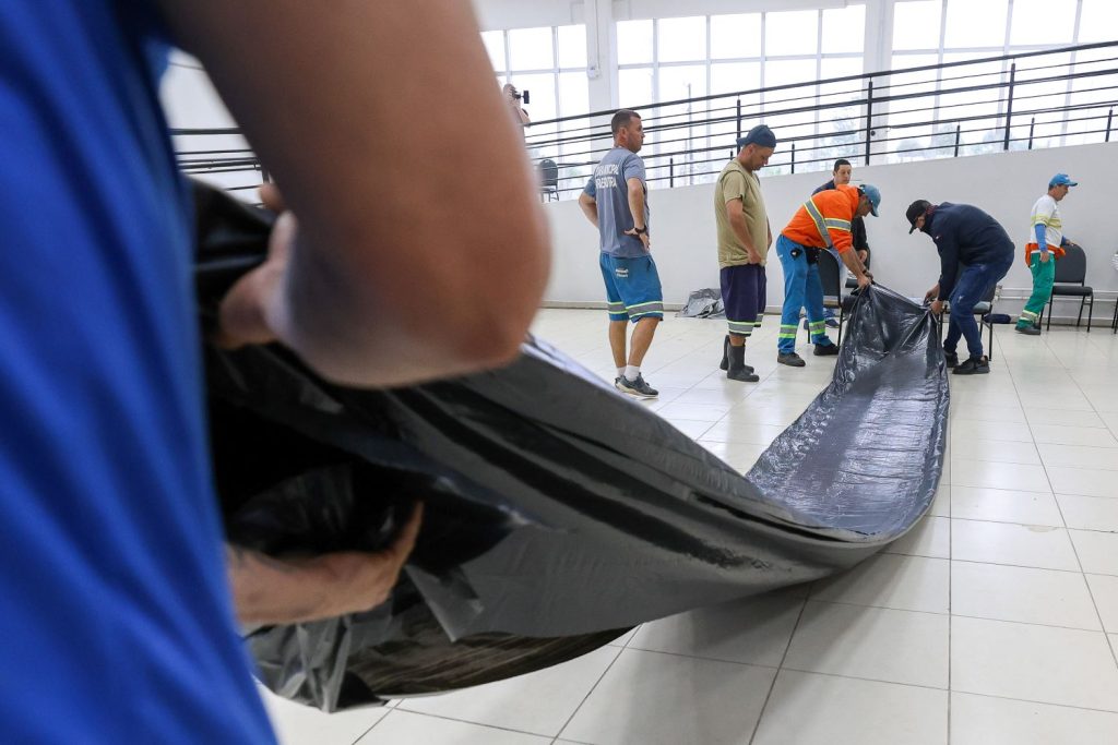 Sete municípios de SC decretam situação de emergência em função dos temporais e Defesa Civil entrega itens de assistência humanitária a cidades atingidas por granizo