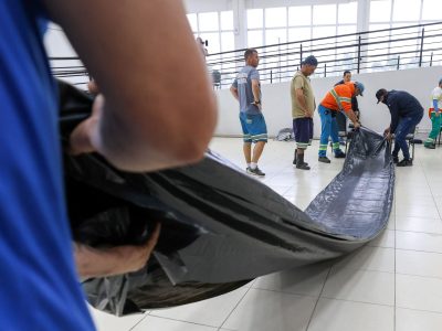 Sete municípios de SC decretam situação de emergência em função dos temporais e Defesa Civil entrega itens de assistência humanitária a cidades atingidas por granizo