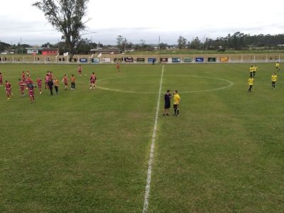 Jogos da Segunda Divisão movimentam o municipal de futebol de Araranguá neste domingo