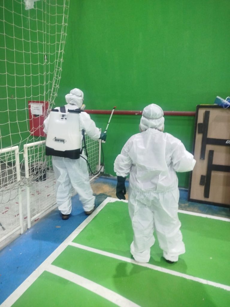 Sombrio intensifica ações de combate à dengue com aplicação de inseticida em escolas e prédios públicos