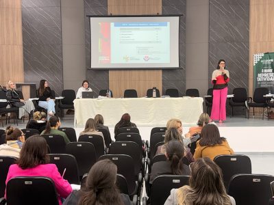 Jacinto Machado recebe secretários de Saúde da Amesc em reunião regional