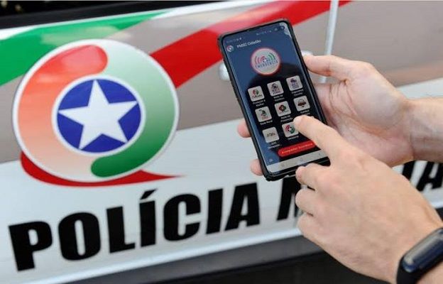 Mulher aciona o botão do pânico e, homem é preso por descumprimento de medida protetiva no distrito de Hercílio Luz