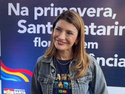 Catiane Seif destaca turismo nas quatro estações durante lançamento da Estação Primavera em Araranguá