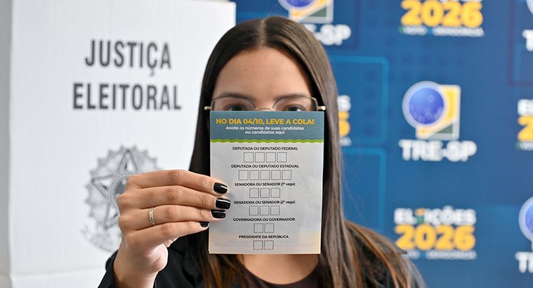 Eleições 2026: cartório eleitoral de Araranguá orienta eleitor a preparar colinha para votação
