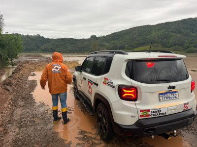 Meleiro registra 136 milímetros de chuva em 12 horas e mantém equipes em alerta