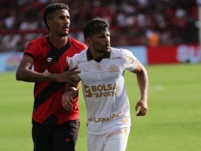 Criciúma é goleado fora de casa e se complica na Série B