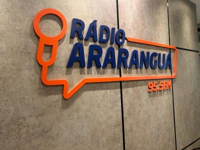 Rádio Araranguá transmite Debate ACAERT com candidatos ao Governo de SC nesta terça-feira