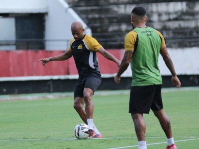 Criciúma enfrenta o Sport no Recife de olho na aproximação da liderança da Série B