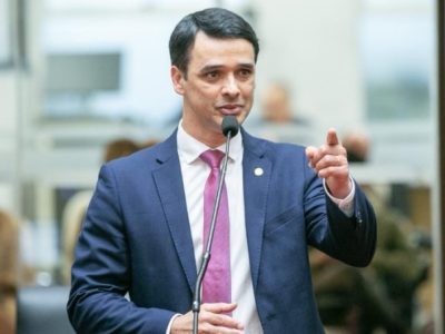 Marcos da Rosa destaca reeleição e defende ampliação de ações contra as drogas
