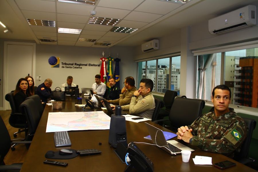 Polícia Militar participa de sorteio e fará escolta de urnas que serão auditadas nas Eleições 2026